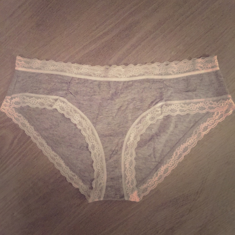Heather grey lace-trim Hiphugger NWOT